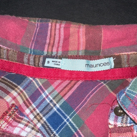 Maurice’s Flannel, Small - Picture 2 of 2